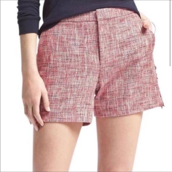 Banana Republic Pants - Banana Republic pink clean tweed side fray shorts